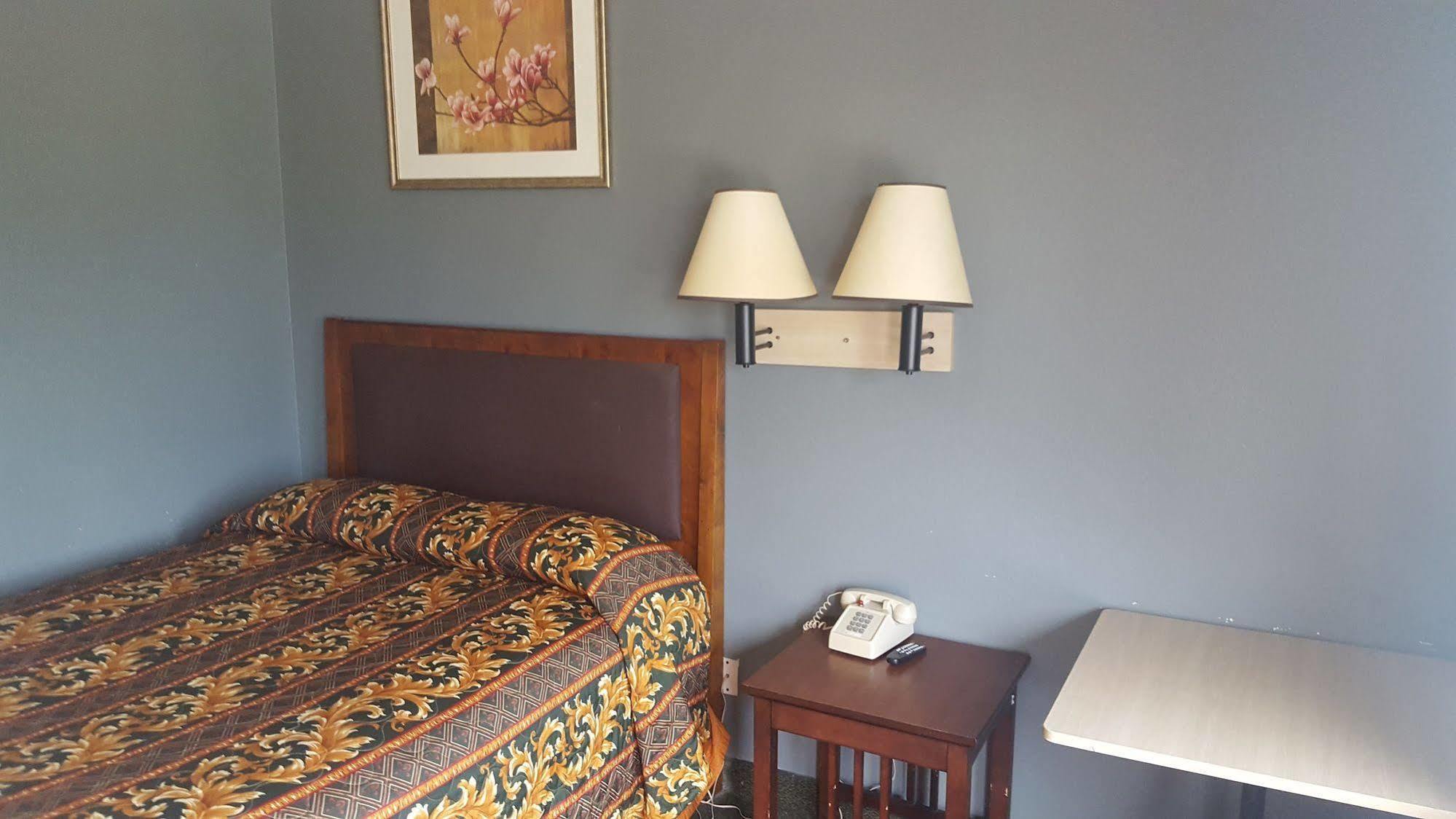 Travel Inn Sharonville Bagian luar foto